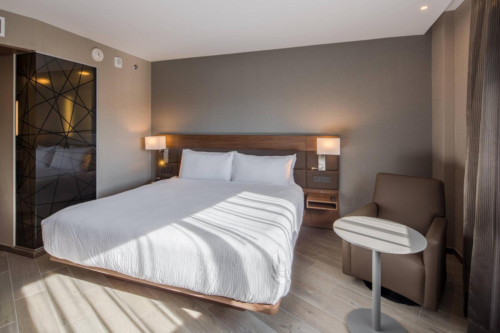 Ac Hotel By Marriott Guadalajara Expo Zapopan Exterior photo